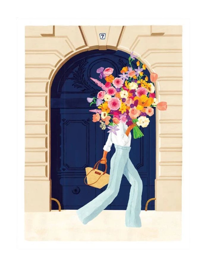 Affiche poster parisian door femme avec grand bouquet de fleurs devant une porte parisienne aquarelle format small marque All The Ways To Say