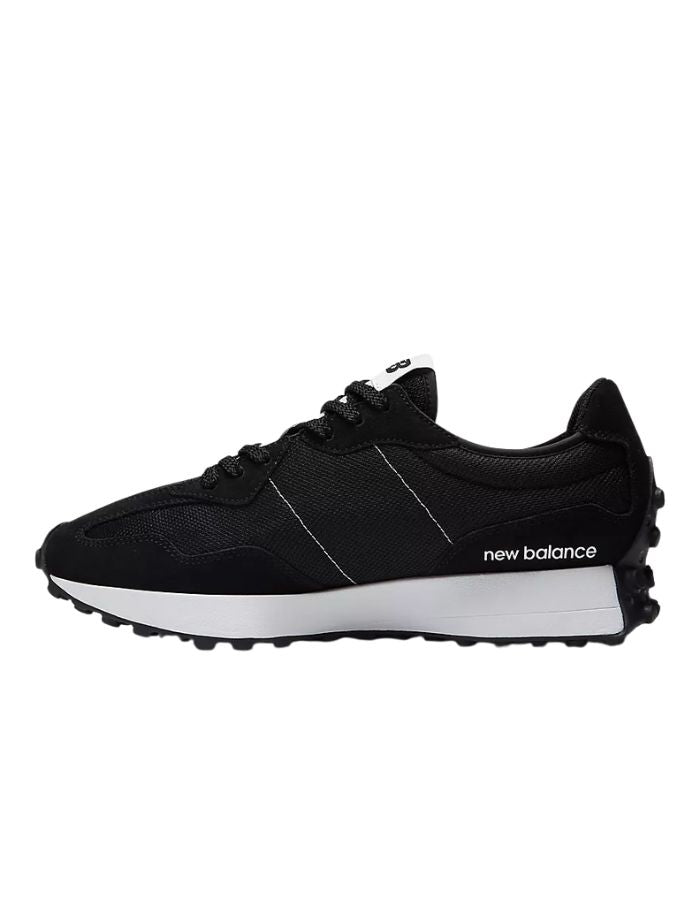 Côté des Baskets sneakers noires et blanches new balance 327 logo n surdimensionne daim et mesh semelle crampons