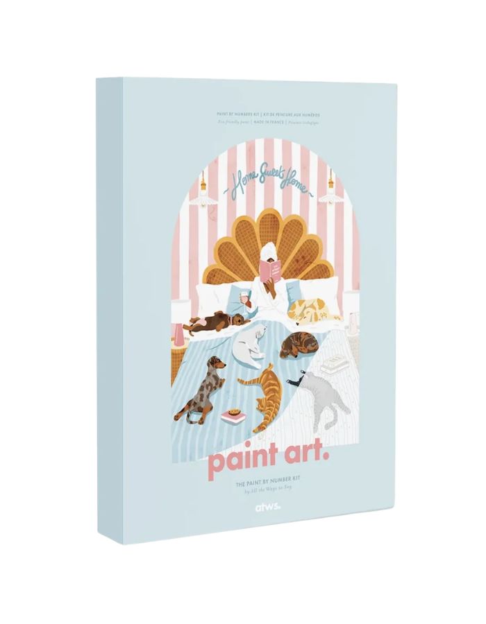 Kit de peinture au numero life without humans femme au lit avec animaux peinture biosourcee marque All The Ways To Say