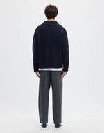 Dos du Polo en maille manches longues bleu marine en laine cody col boutonne relax fit marque Selected