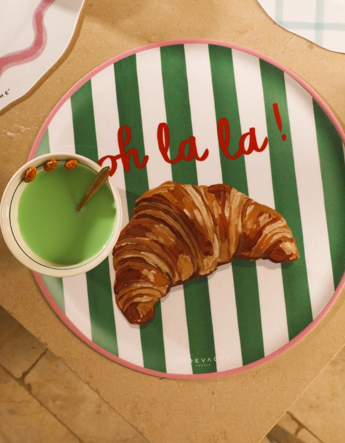 Présentation du Set de table vinyle podevache croissant style bistrot parisien illustration retro