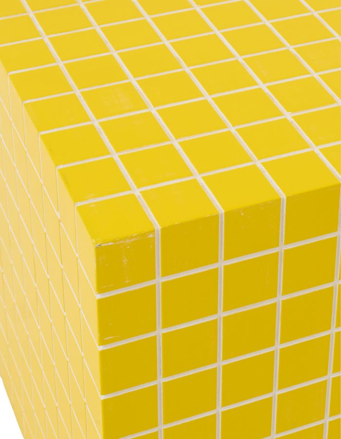 Trinity-table-appoint-cube-damier-jaune-blanc-jolipa-2