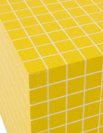 Trinity-table-appoint-cube-damier-jaune-blanc-jolipa-2