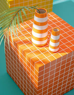 Trinity-table-appoint-cube-damier-orange-blanc-jolipa-4
