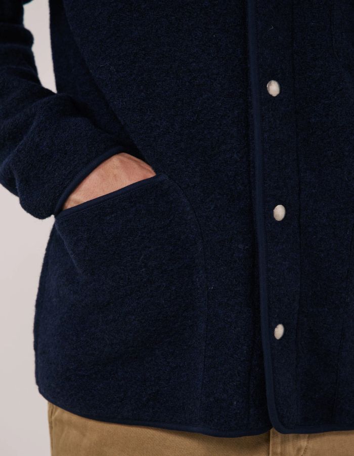 Poche de la Veste homme col montant laine bouillie bleu marine jock hartford boutons pression