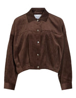 Veste pour femme en velours côtelé couleur chocolat, modèle Courdie L/S Jacket de ROUGE EDIT. Encolure col V et fermeture boutonnée.