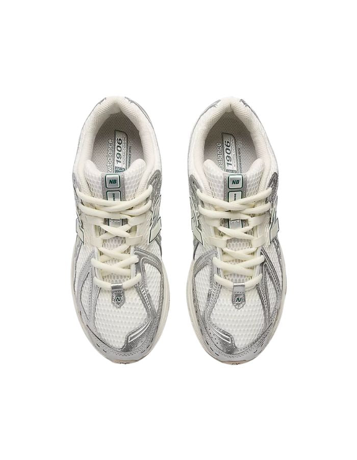 trinity-baskets-1906R-silver-metalic-new-balance-3