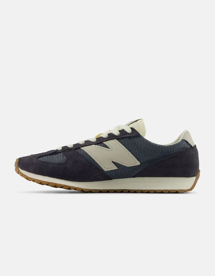 trinity-baskets-471-phantom-avec-graphite-new-balance-3