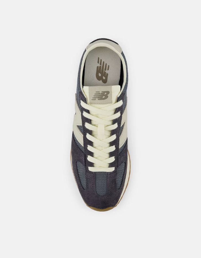 trinity-baskets-471-phantom-avec-graphite-new-balance-4