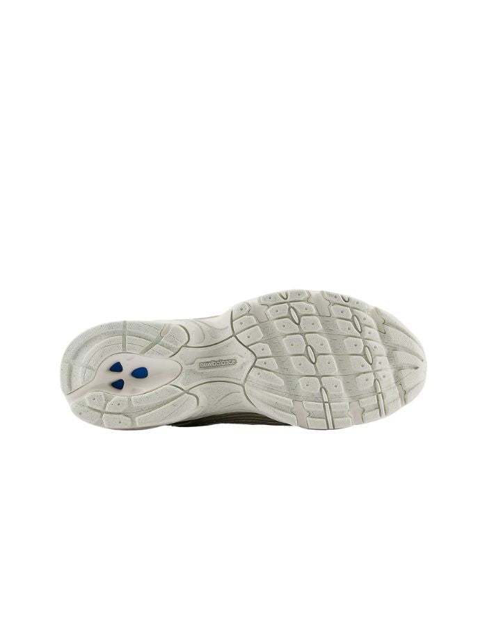 trinity-baskets-530-gold-metallic-linen-new-balance-5