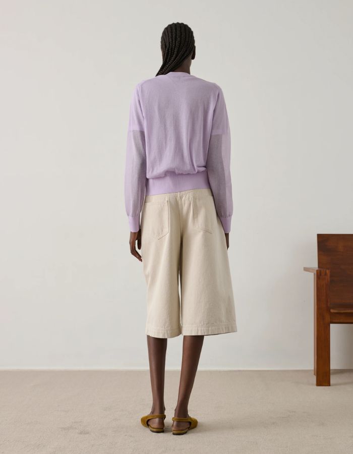 Bermuda Francis Blanc Gres Soeur en coton biologique, coupe oversize, longueur sous le genou, poches.
