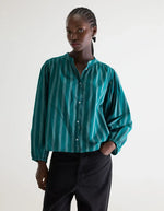 trinity-blouse-cherry-vert-emeraude-bellerose-2