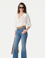 Blouse Grenet Blanc Vanessa Bruno en voile de coton blanc, encolure en V à volants, manches mi-longues.