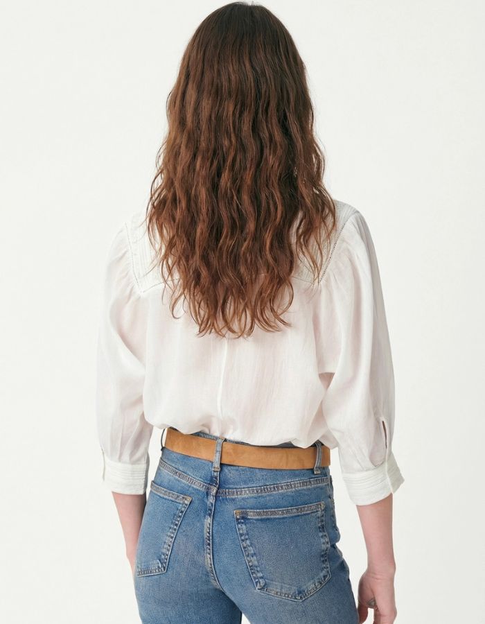 Blouse Grenet Blanc Vanessa Bruno en voile de coton et viscose, manches mi-longues, dos.