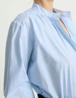 trinity-blouse-juuliva-light-blue-laurence-bras-5
