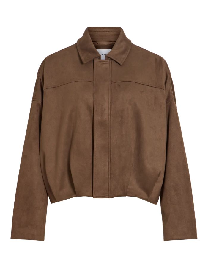 Blouson bomber pour femme marron chocolat avec col chemise, épaules tombantes et fermeture zippée à pressions, modèle Viral L/S Jacket couleur Rain Drum de la marque VILA.