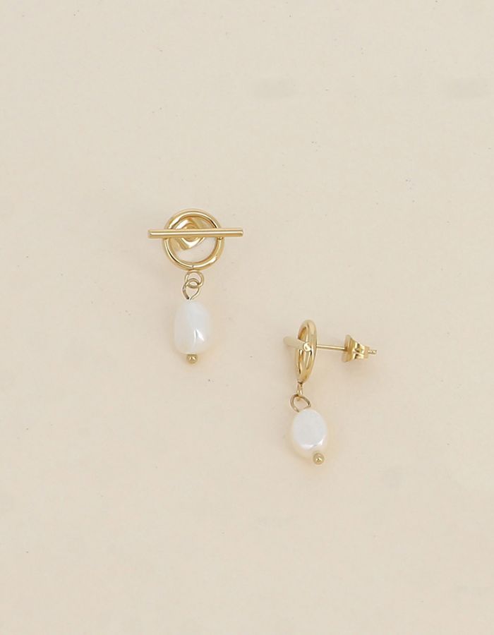 trinity-boucles-puces-perle-eau-douce-1