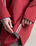 trinity-cape-de-pluie-liberte-cerise-flotte-5