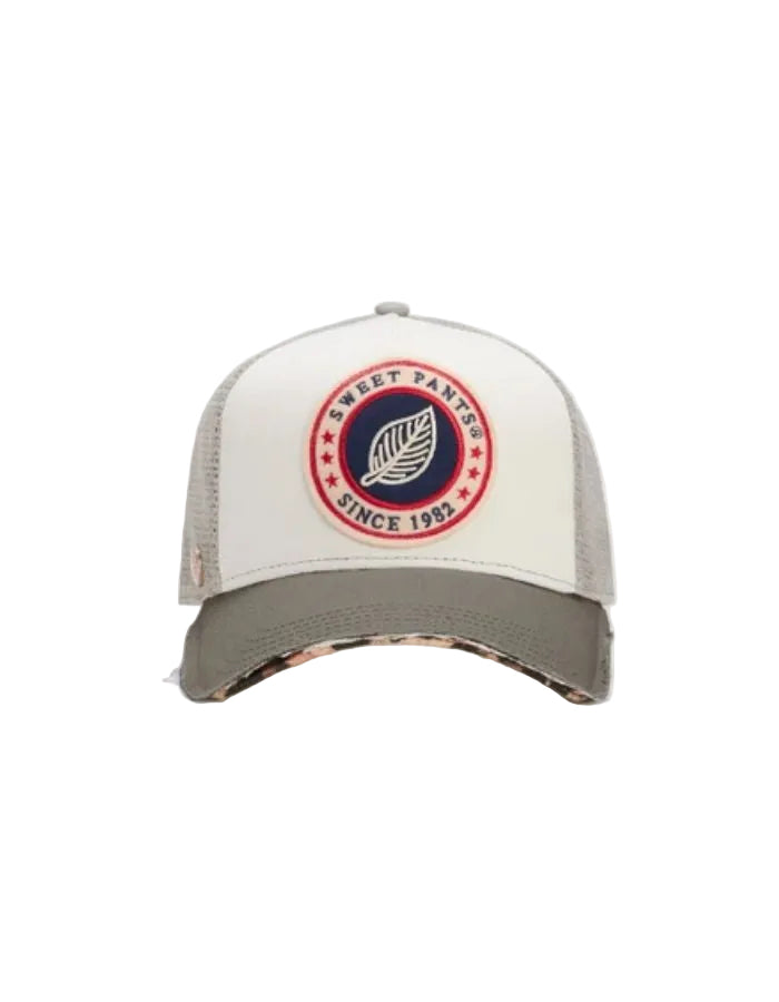 Casquette trucker Sweet Pants Home Run Leo Grey bicolore avec patch logo et dessous de visière imprimé léopard.
