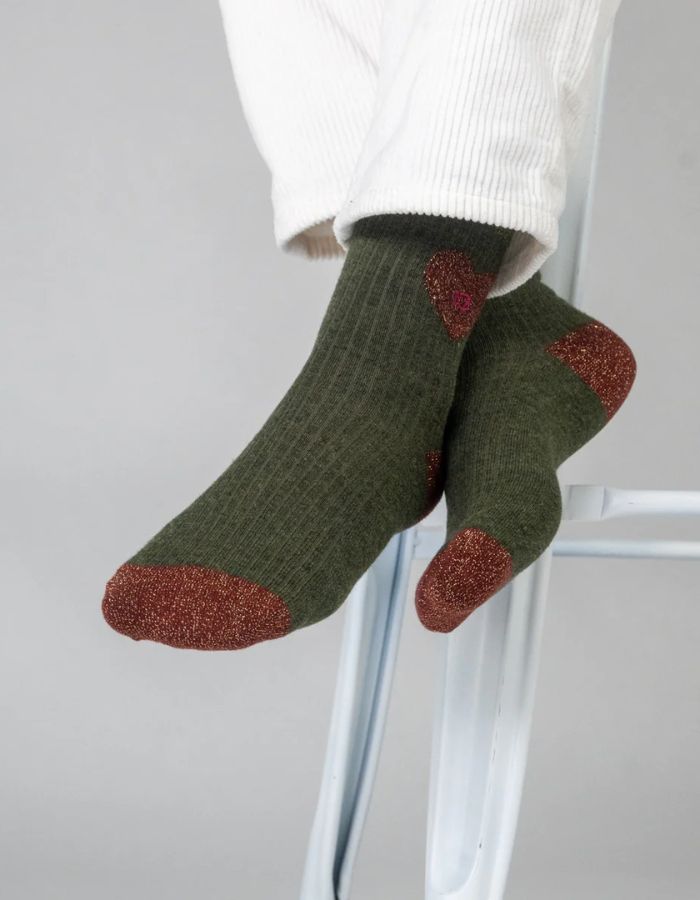 trinity-chaussettes-coeur-kaki-bordeaux-billy-belt-2