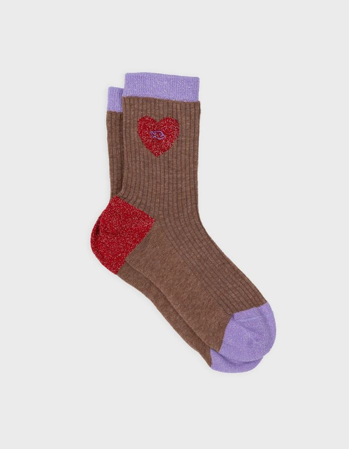 trinity-chaussettes-coeur-marron-rouge-billy-belt-1