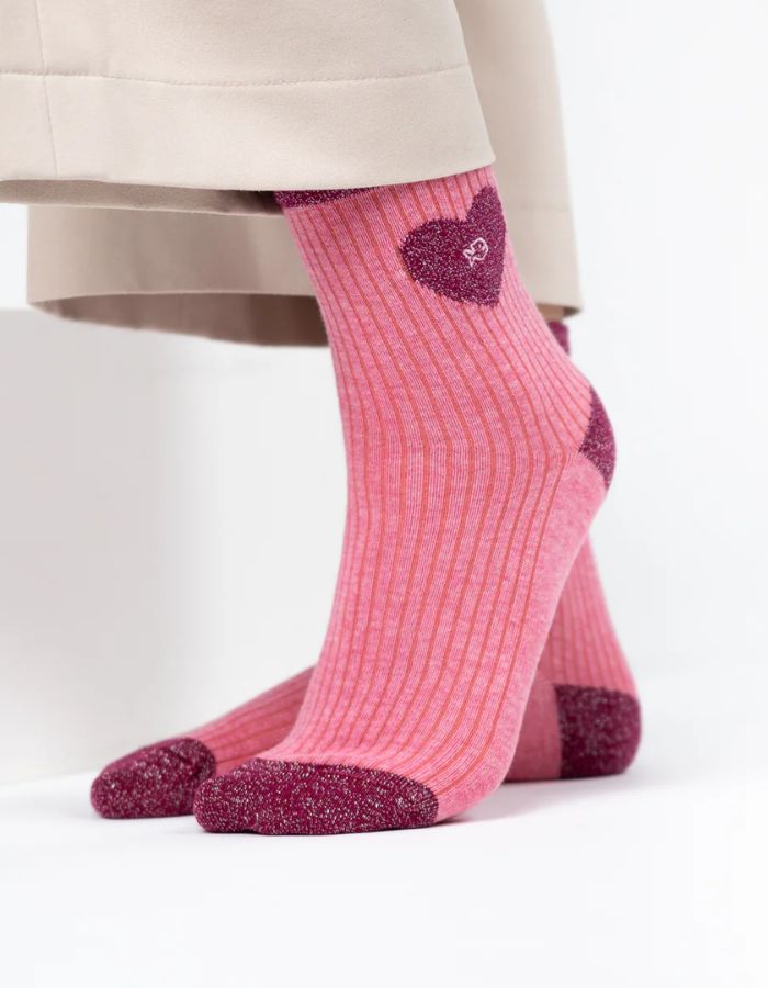 trinity-chaussettes-coeur-rose-rose-clair-billy-belt-2