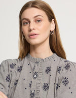 Chemise Iheloza Birch à carreaux brodés ICHI vue de face