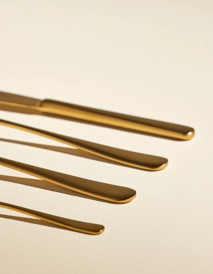 trinity-coffret-de-couverts-dores-maison-sarah-lavoine-6