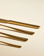 trinity-coffret-de-couverts-dores-maison-sarah-lavoine-6