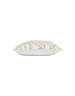 trinity-coussin-carre-estran-beige-cote-table-3