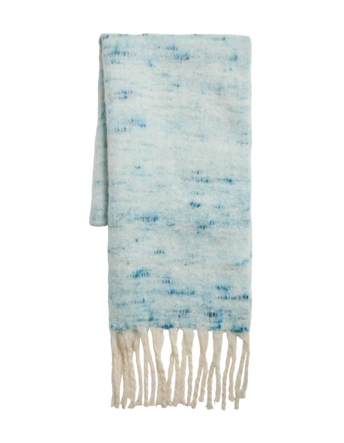 trinity-echarpe-bleue-ellia-vila-1