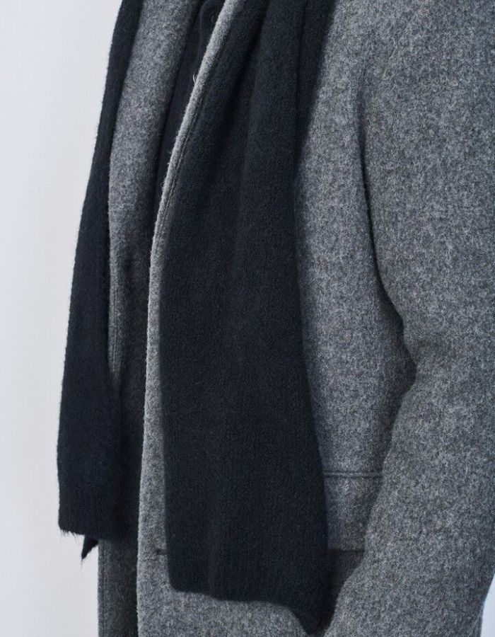 trinity-echarpe-east-noir-american-vintage-2