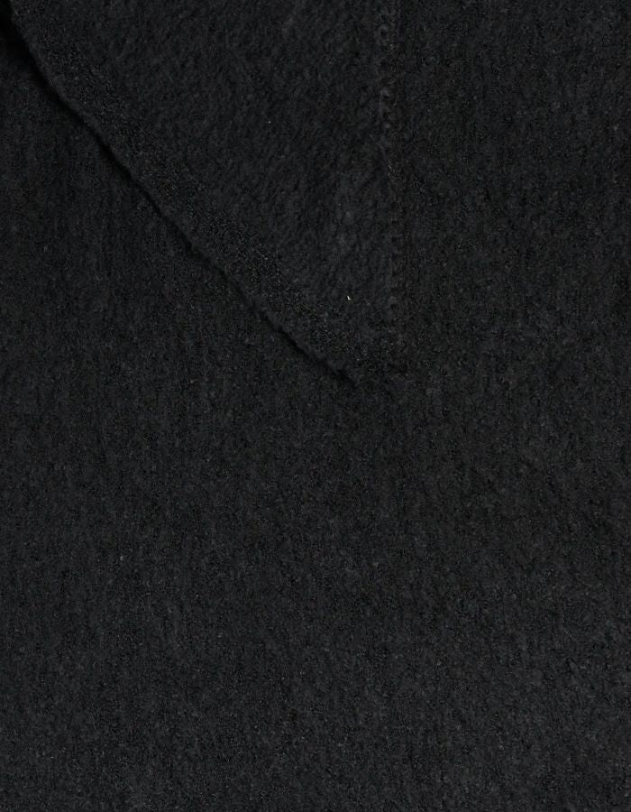 trinity-echarpe-longue-noire-pyron-pieces-2