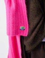 trinity-echarpe-rose-fluo-chine-vitow-american-vintage-4