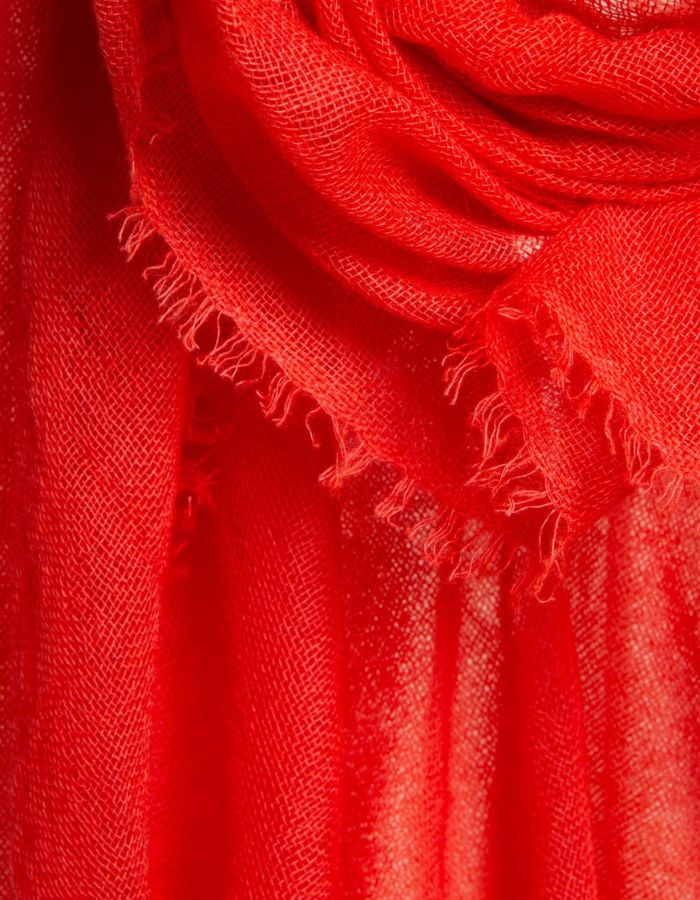 trinity-foulard-baby-cachemire-soho-scarlet-mirror-in-the-sky-2