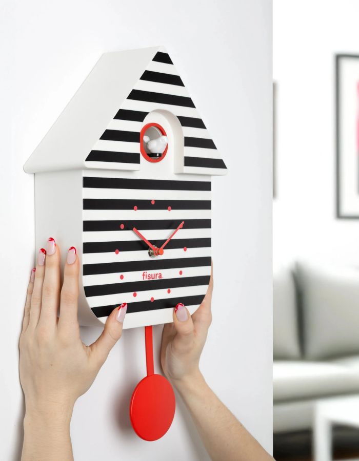 trinity-horloge-coucou-moderne-rayures-noir-blanc-fisura-2