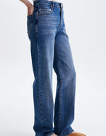 Jean taille haute Ryder coloris France Vanessa Bruno porté de trois quarts
