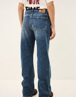 Dos du Jean droit pour femme de couleur bleu délavage vintage, modèle Vana de la marque Ba&sh. Présente une coupe droite légèrement large, une taille basse moderne, une fermeture classique et cinq poches.