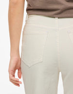 trinity-jean-droit-taille-haute-blanc-nuage-kelly-vila-7