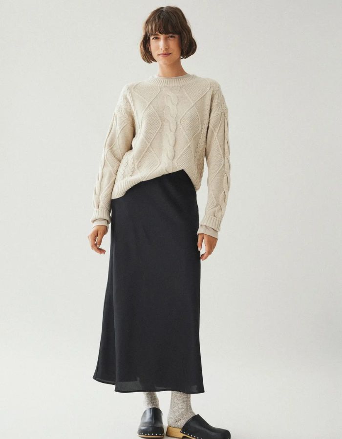 trinity-jupe-midi-taille-haute-noire-viellette-vila-6