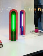 trinity-lampe-table-andy-bleu-rose-vert-message-in-the-bulb-2