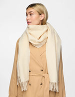 trinity-longue-echarpe-beige-noah-pieces-4