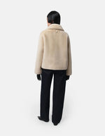 trinity-manteau-elis-latte-apparis-3