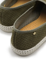 trinity-mocassins-daim-kaki-rivieras-3