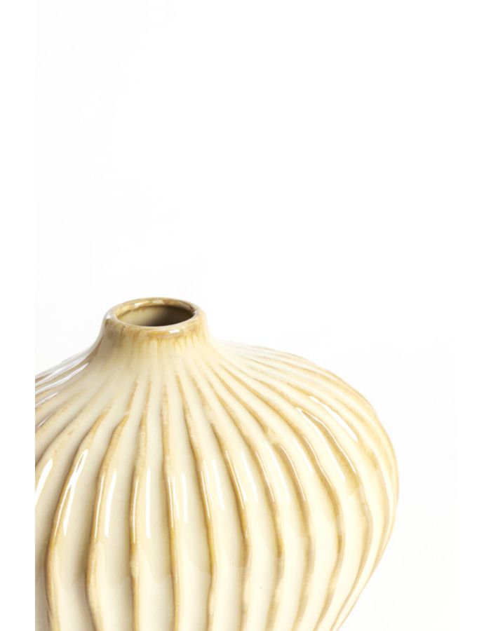 trinity-petit-vase-decoratif-strie-beige-ceramique-beige-2