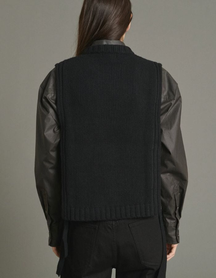 Plastron femme Uzel noir en laine vierge Soeur