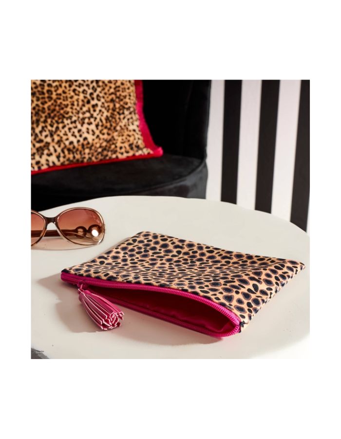 trinity-pochette-leopard-velours-rose-werner-4