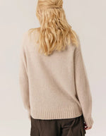 trinity-pull-beige-anselma-artlove-3