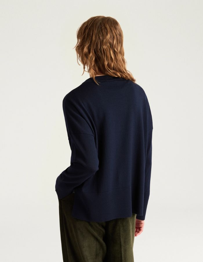 trinity-pull-bleu-nuit-laine-merinos-larkin-momoni-5