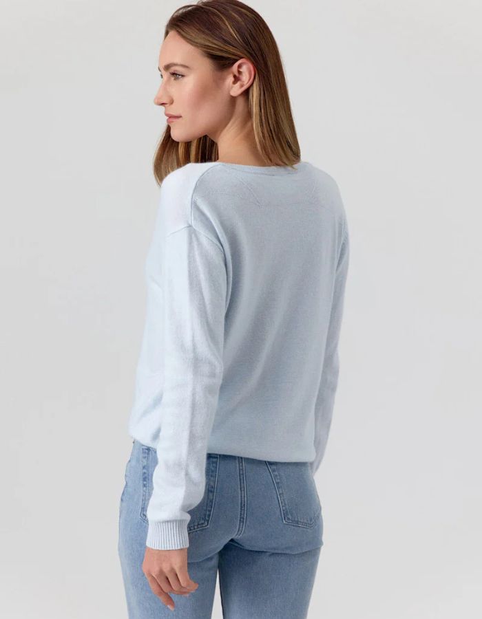 trinity-pull-bleu-sandie-artlove-3